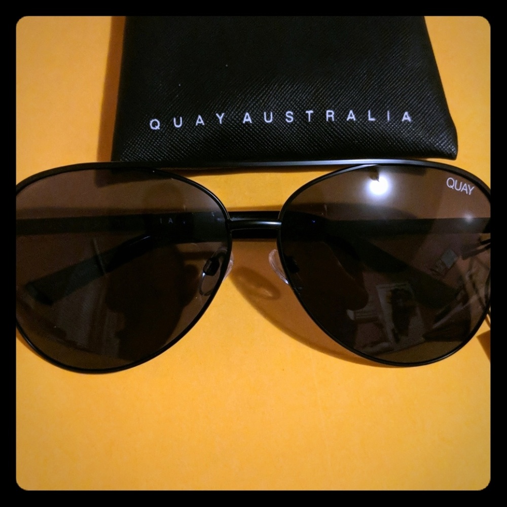 Quay sunglasses (ON HOLD)